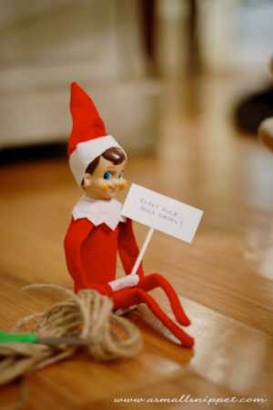 Elf On The Shelf Wallpaper