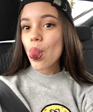 Jenna Ortega Wallpaper